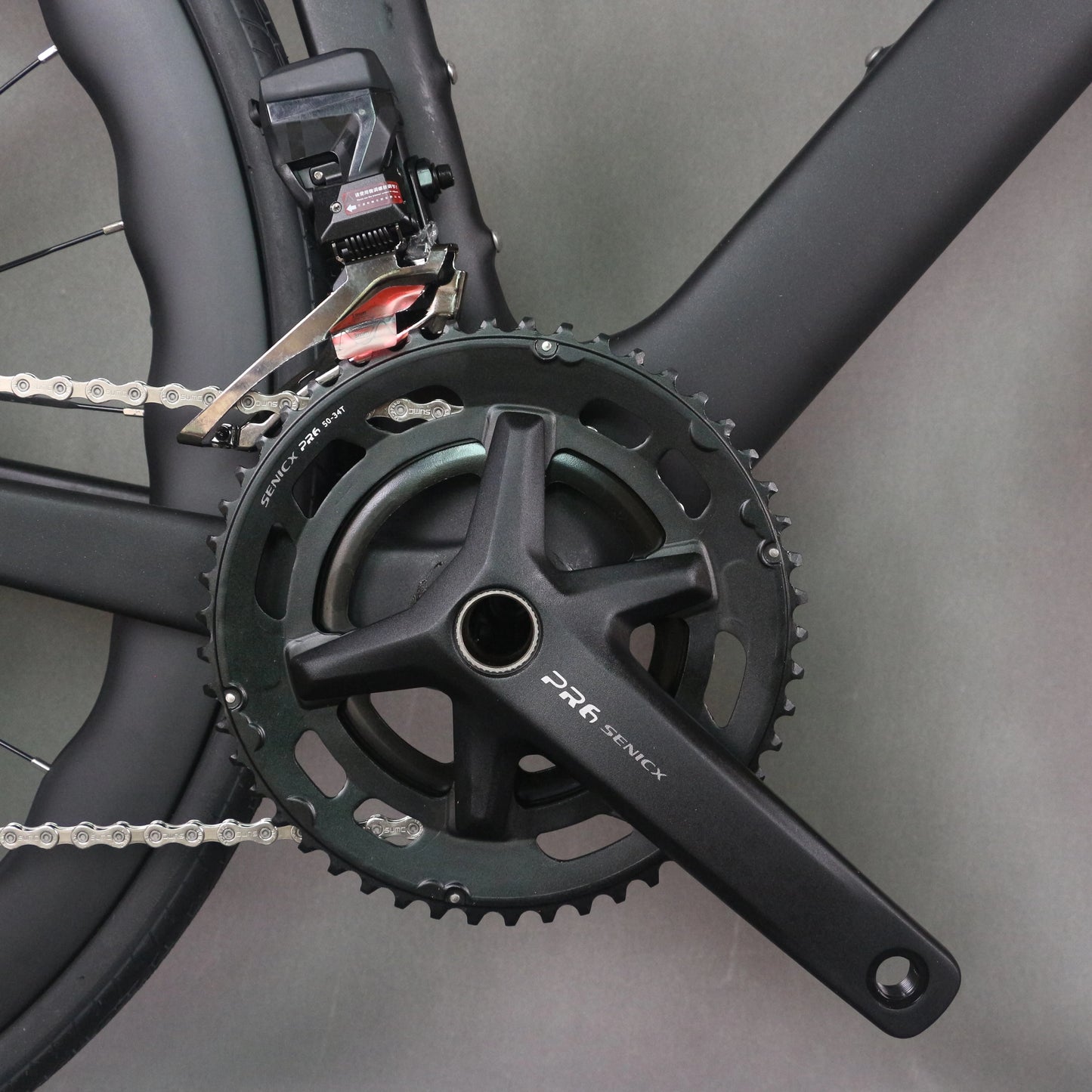 Bicicleta Ruta en cuadro de carbono, transmisión eléctica 105