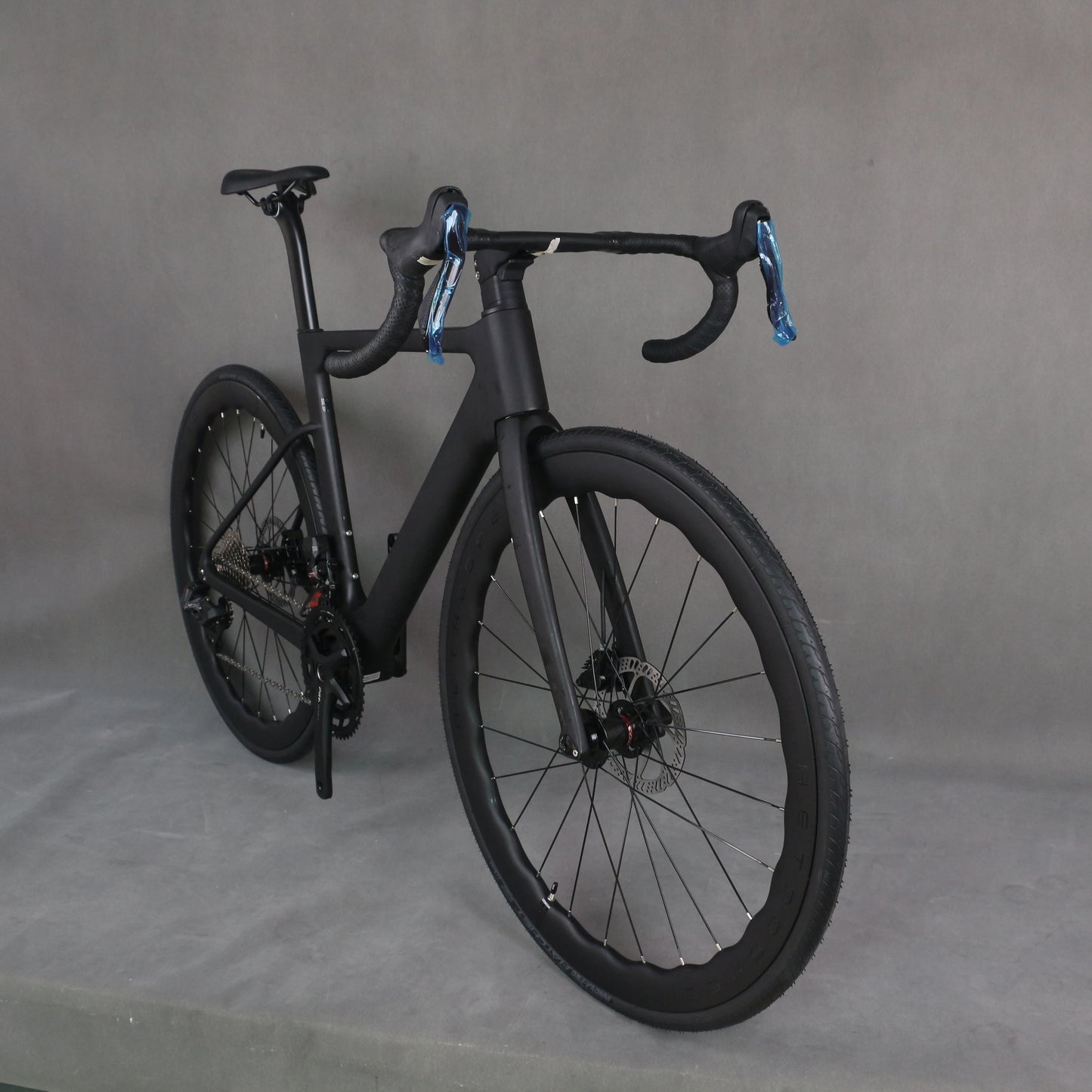 Bicicleta Ruta en cuadro de carbono, transmisión eléctica 105